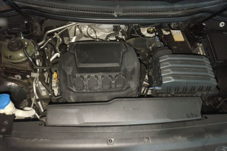 Used Volkswagen Viloran 2020 330TSI Luxury Edition Engine Bay