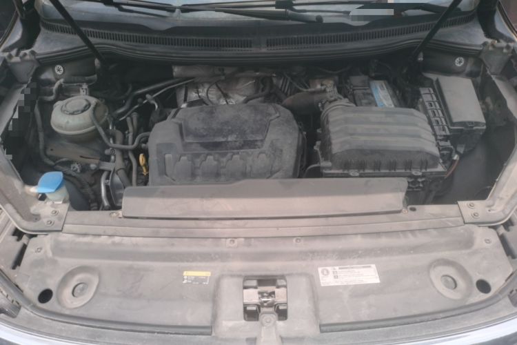 Used Volkswagen Viloran 2020 330TSI Luxury Edition Engine Bay