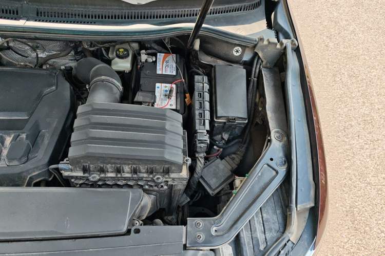 Used Volkswagen Viloran 2020 380TSI Prestige Edition Engine Bay Left