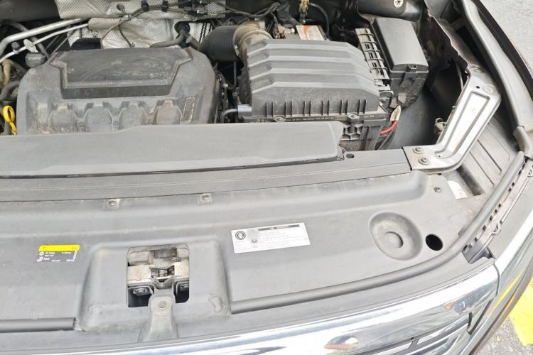 Used Volkswagen Viloran 2020 380TSI Flagship Edition Engine Bay Left