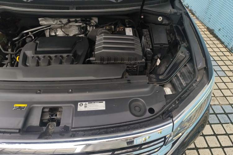 Used Volkswagen Viloran 2020 380TSI Prestige Edition Engine Bay Left