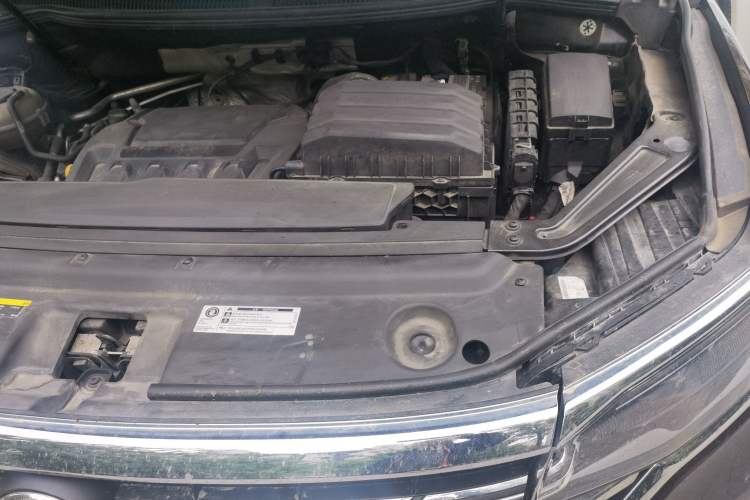 Used Volkswagen Viloran 2020 380TSI Prestige Edition Engine Bay Left