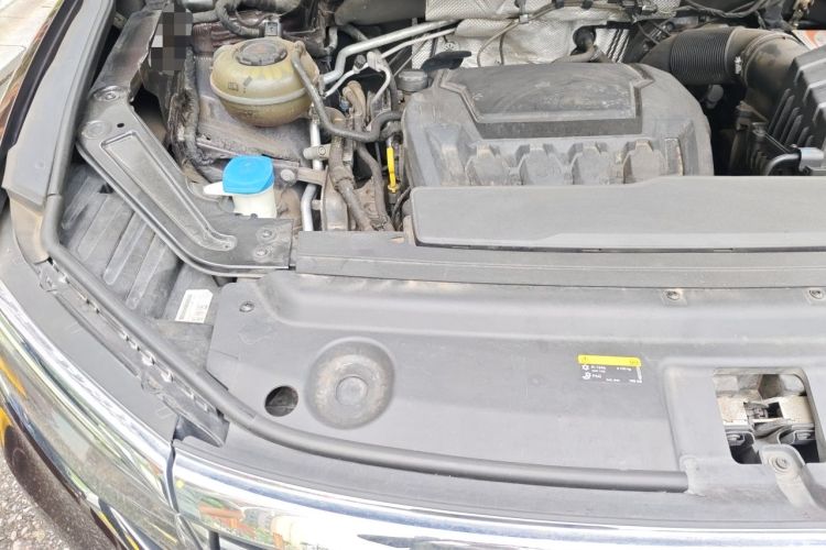 Used Volkswagen Viloran 2020 380TSI Flagship Edition Engine Bay Right
