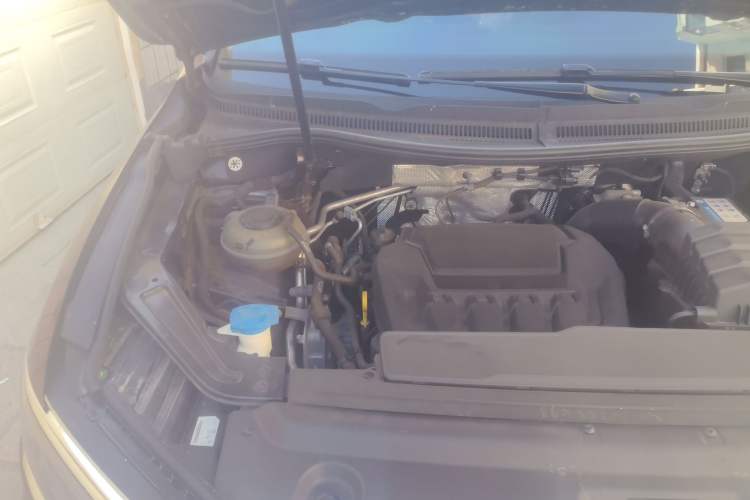 Used Volkswagen Viloran 2020 380TSI Prestige Edition Engine Bay Right