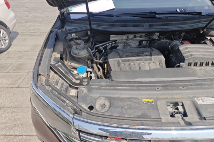 Used Volkswagen Viloran 2020 380TSI Prestige Edition Engine Bay Right