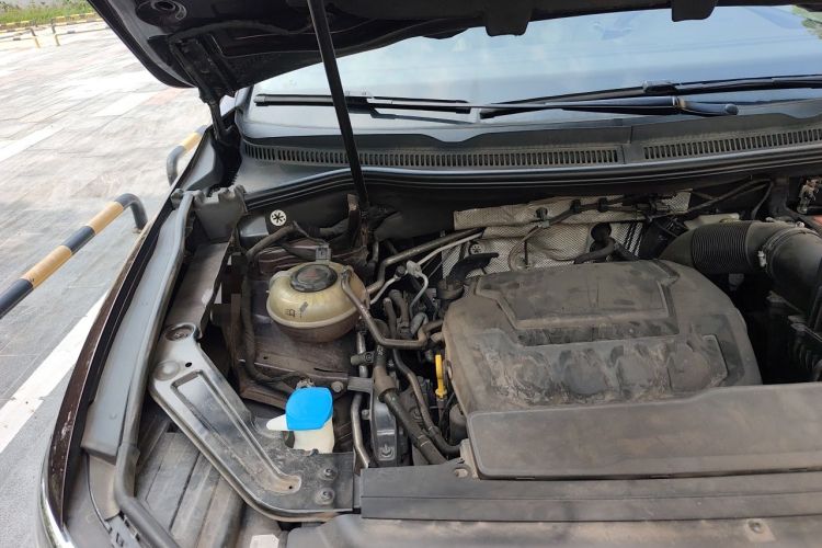 Used Volkswagen Viloran 2020 380TSI Flagship Edition Engine Bay Right