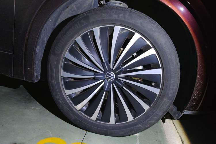 Used Volkswagen Viloran 2020 380TSI Prestige Edition Exterior 1
