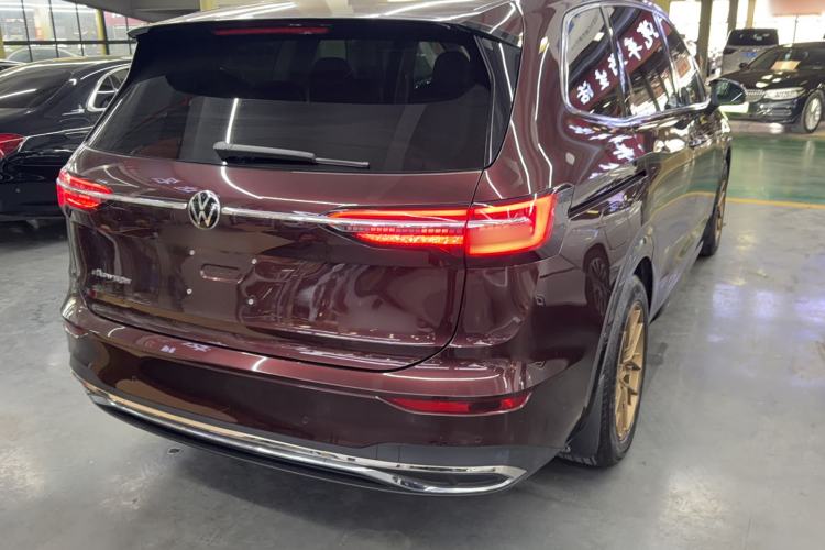 Used Volkswagen Viloran 2020 330TSI Luxury Edition Exterior 8