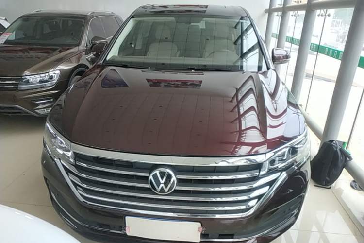 Used Volkswagen Viloran 2020 330TSI Business Edition Front