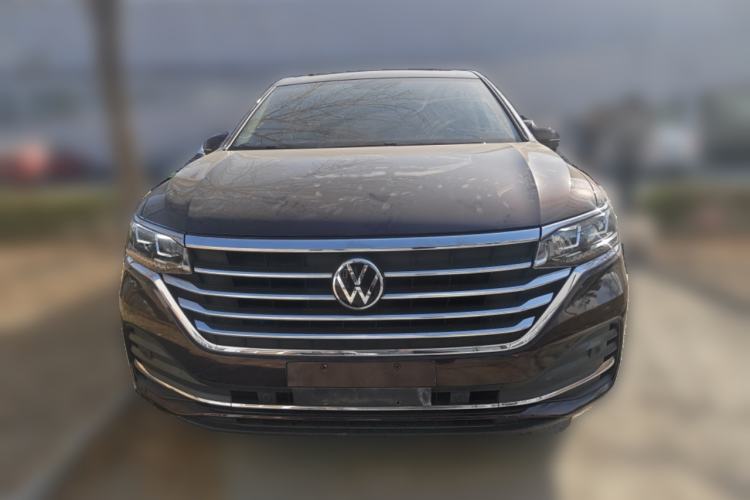 Used Volkswagen Viloran 2020 330TSI Luxury Edition Front