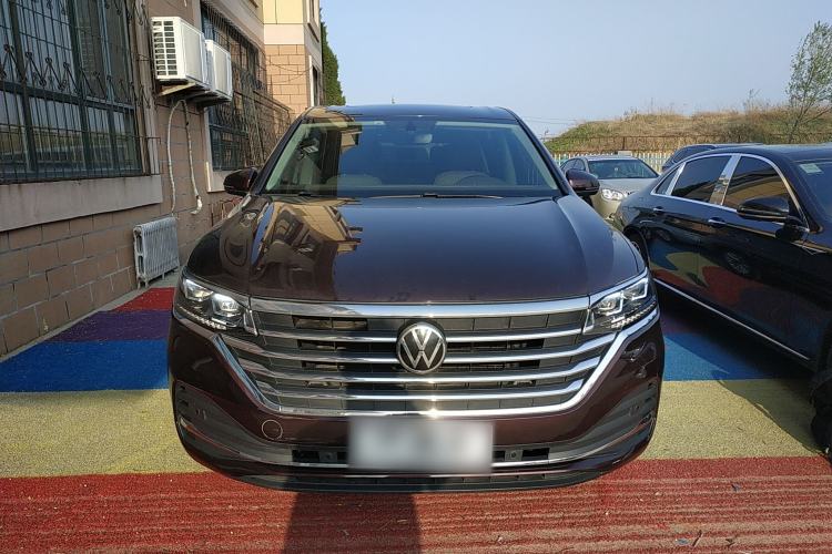 Used Volkswagen Viloran 2020 330TSI Business Edition Front