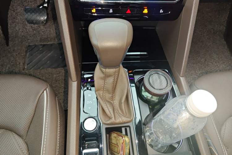 Used Volkswagen Viloran 2020 380TSI Flagship Edition Gear Lever