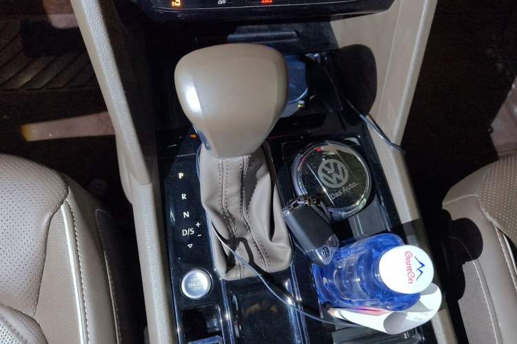 Used Volkswagen Viloran 2020 380TSI Prestige Edition Gear Lever
