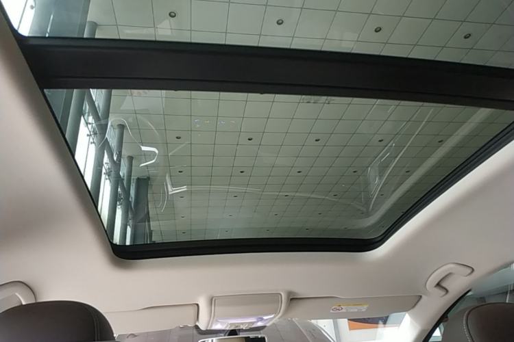 Used Volkswagen Viloran 2020 330TSI Business Edition Headliner