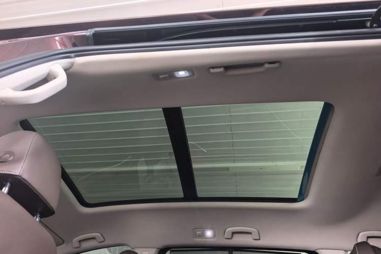 Used Volkswagen Viloran 2020 380TSI Prestige Edition Headliner