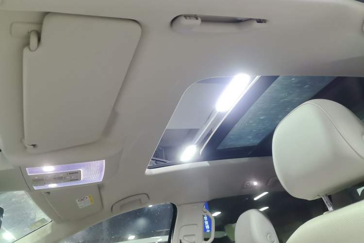 Used Volkswagen Viloran 2020 380TSI Flagship Edition Headliner