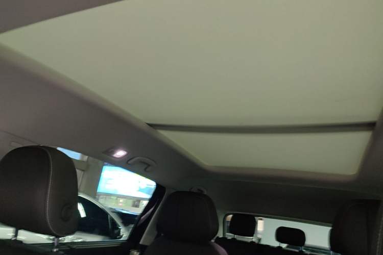 Used Volkswagen Viloran 2020 380TSI Prestige Edition Headliner