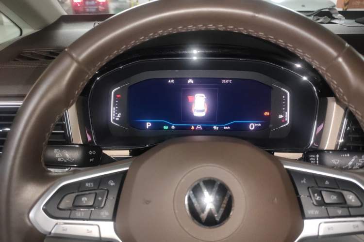 Used Volkswagen Viloran 2020 380TSI Prestige Edition Instrument Cluster