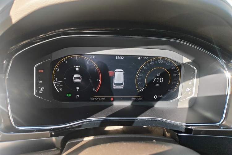 Used Volkswagen Viloran 2020 330TSI Luxury Edition Instrument Cluster