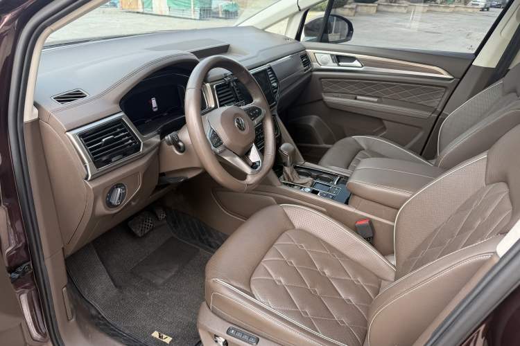 Used Volkswagen Viloran 2020 380TSI Prestige Edition Interior 1
