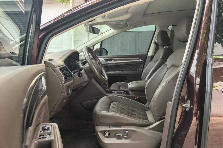 Used Volkswagen Viloran 2020 380TSI Prestige Edition Interior 1