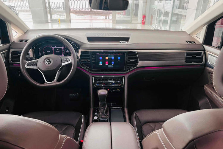 Used Volkswagen Viloran 2020 380TSI Prestige Edition Interior 2