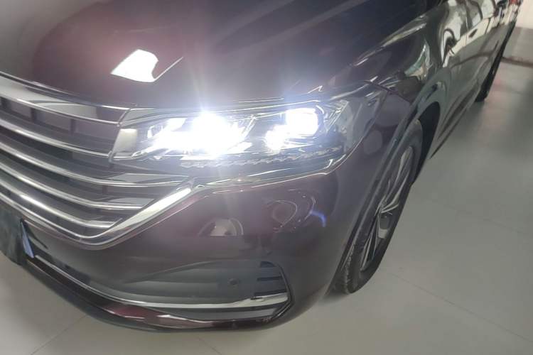 Used Volkswagen Viloran 2020 330TSI Luxury Edition Left Front Headlight