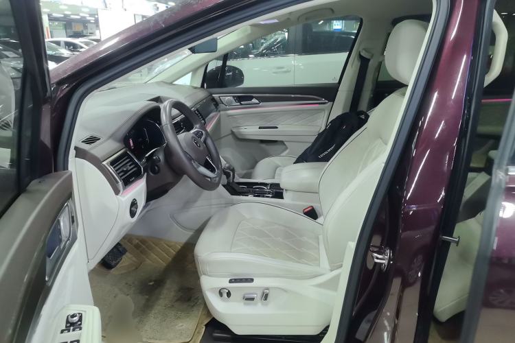 Used Volkswagen Viloran 2020 380TSI Flagship Edition Left Front Seat
