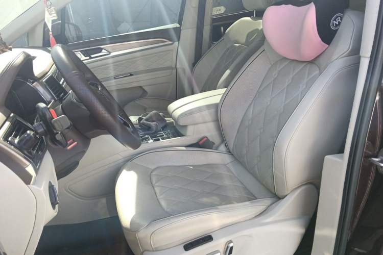 Used Volkswagen Viloran 2020 380TSI Prestige Edition Left Front Seat