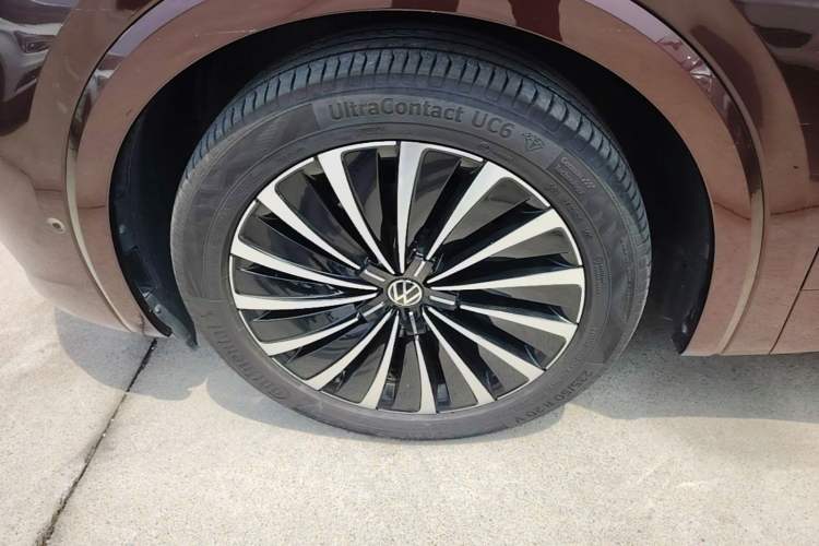 Used Volkswagen Viloran 2020 380TSI Prestige Edition Left Front Wheel Hub