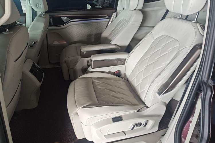Used Volkswagen Viloran 2020 380TSI Flagship Edition Left Rear Seat