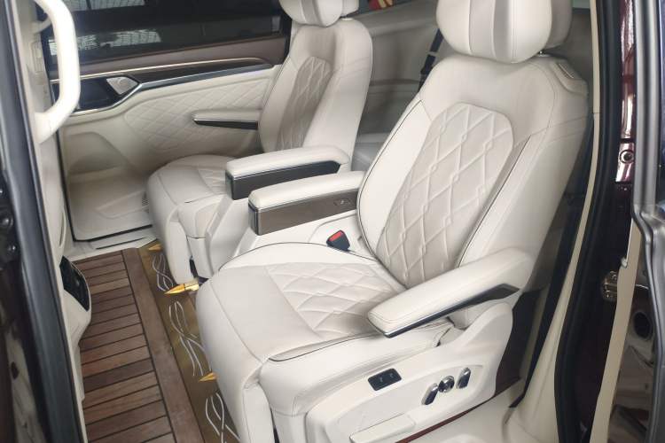 Used Volkswagen Viloran 2020 380TSI Flagship Edition Left Rear Seat