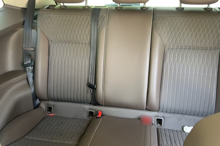 Used Volkswagen Viloran 2020 330TSI Business Edition Left Rear Seat