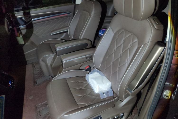 Used Volkswagen Viloran 2020 380TSI Prestige Edition Left Rear Seat
