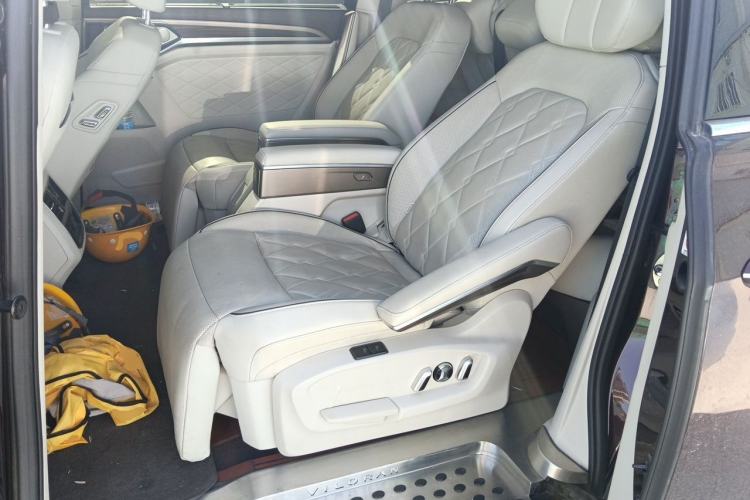 Used Volkswagen Viloran 2020 380TSI Prestige Edition Left Rear Seat