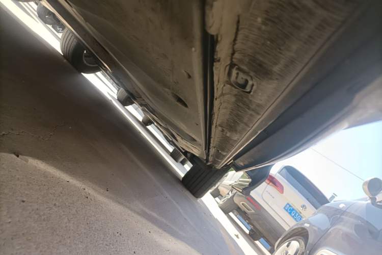 Used Volkswagen Viloran 2020 330TSI Business Edition Left Side Sill