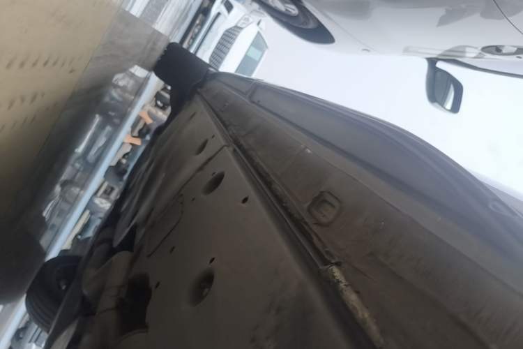 Used Volkswagen Viloran 2020 380TSI Prestige Edition Left Side Sill