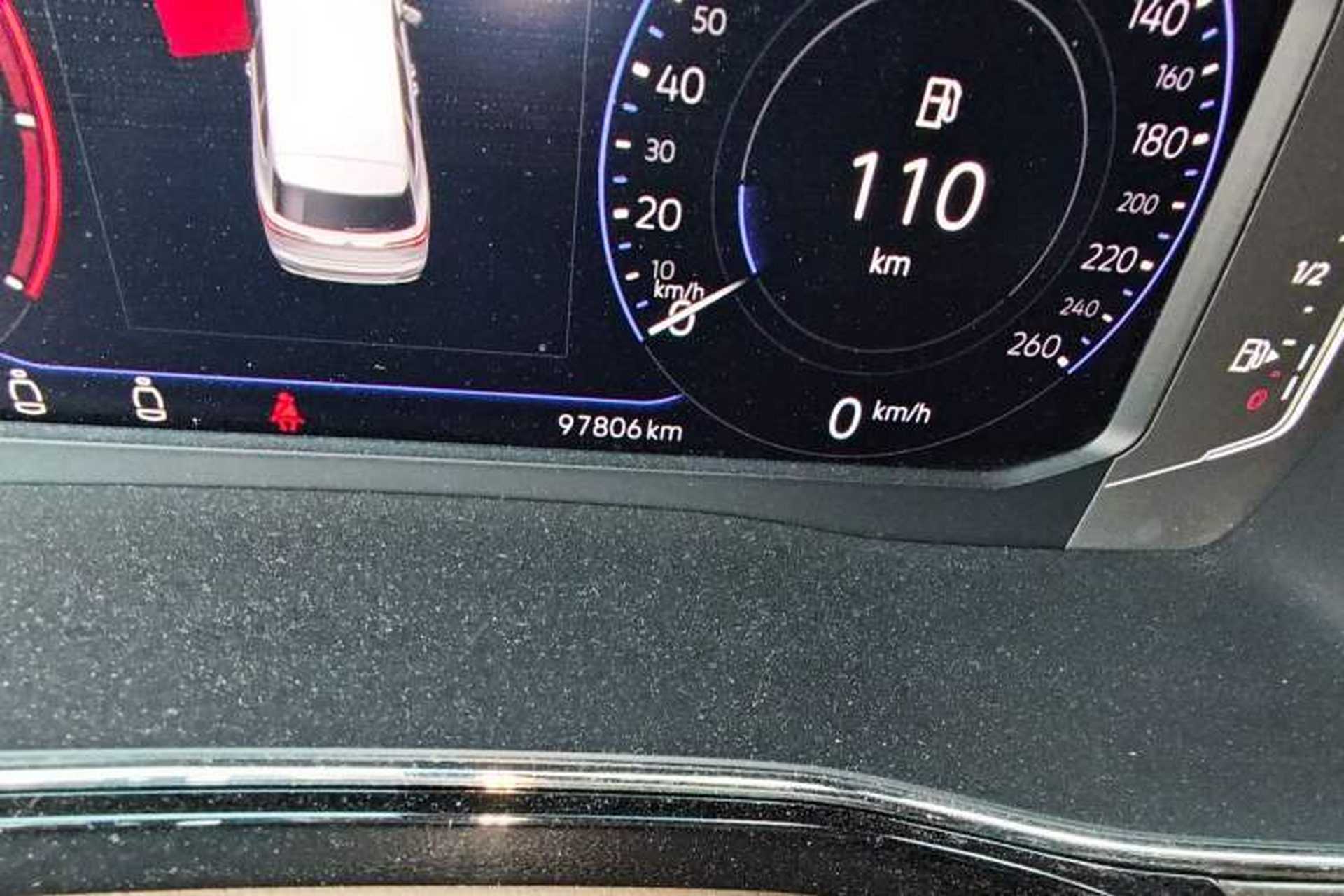 Used Volkswagen Viloran 2020 380TSI Prestige Edition Odometer Close Up