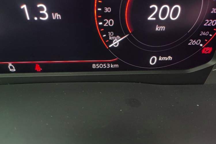 Used Volkswagen Viloran 2020 380TSI Prestige Edition Odometer Close Up