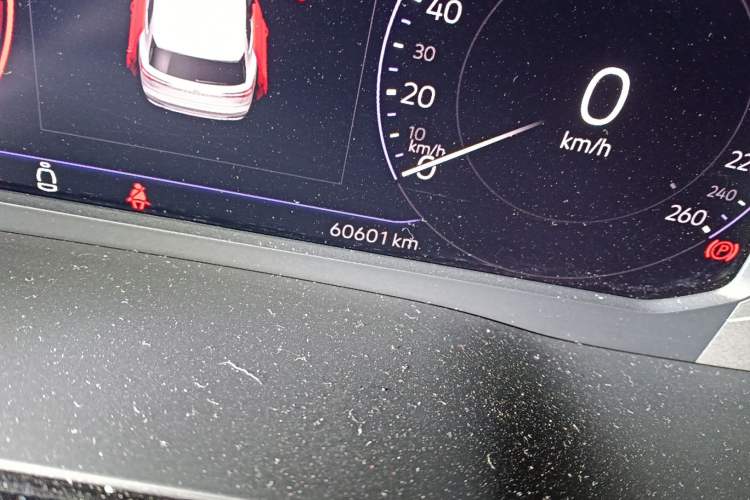 Used Volkswagen Viloran 2020 380TSI Prestige Edition Odometer Close Up