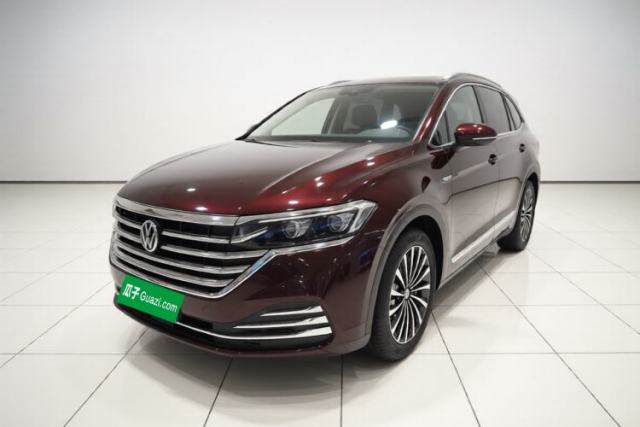 Ojetý Volkswagen Viloran 2020 380TSI Prestige Edition