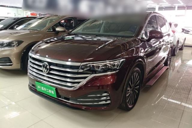 Volkswagen Viloran 2020 380TSI Prestige Edition usata
