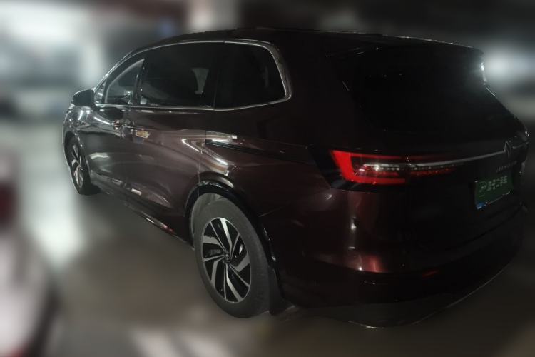 Used Volkswagen Viloran 2020 330TSI Luxury Edition Rear Left 45 Deg