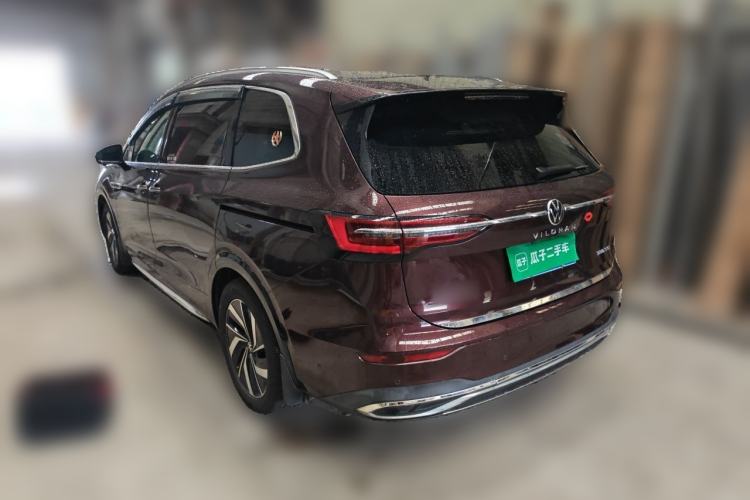Used Volkswagen Viloran 2020 330TSI Luxury Edition Rear Left 45 Deg