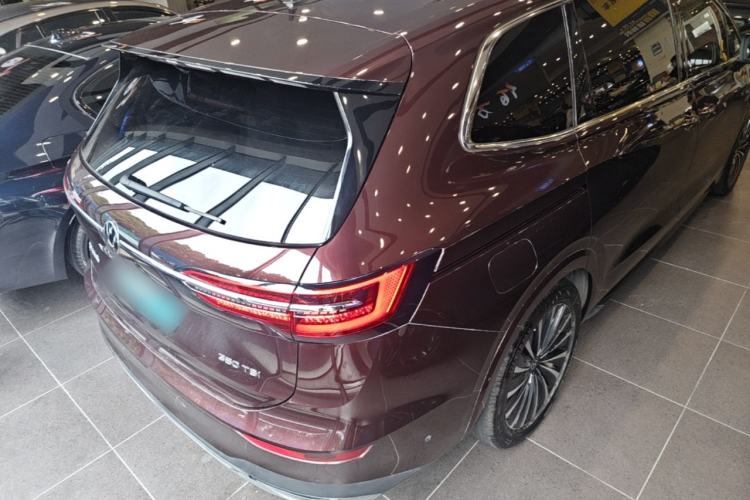 Used Volkswagen Viloran 2020 380TSI Prestige Edition Rear Right 45 Deg