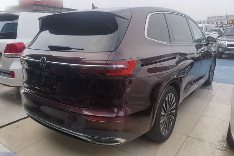 Used Volkswagen Viloran 2020 380TSI Prestige Edition Rear Right 45 Deg
