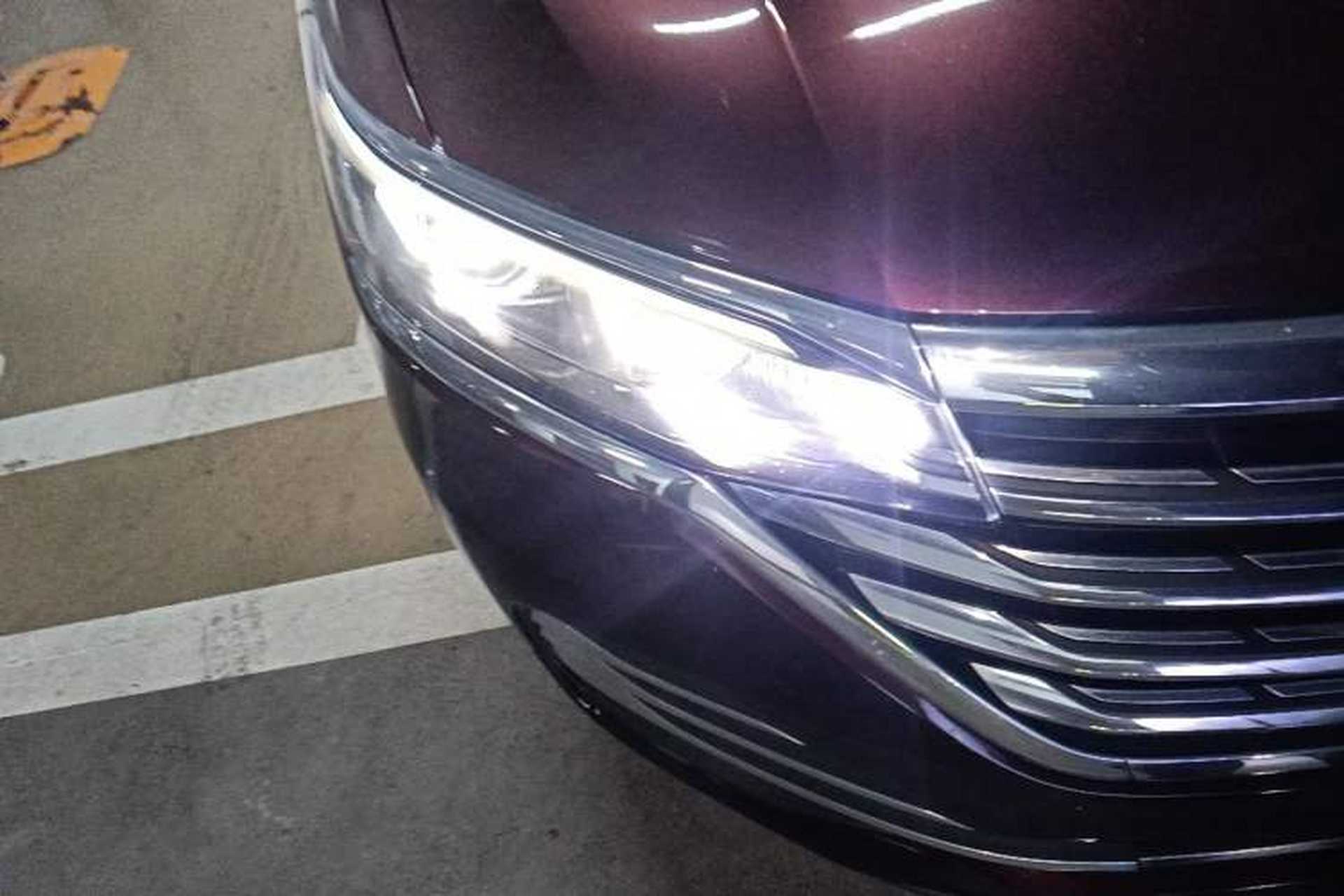 Used Volkswagen Viloran 2020 380TSI Prestige Edition Right Front Headlight