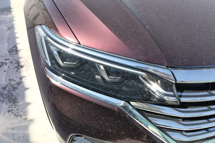 Used Volkswagen Viloran 2020 380TSI Prestige Edition Right Front Headlight
