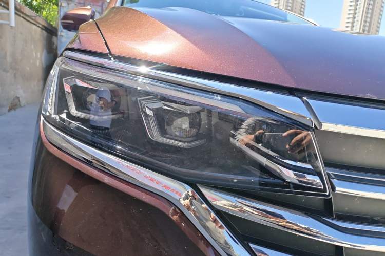 Used Volkswagen Viloran 2020 380TSI Flagship Edition Right Front Headlight