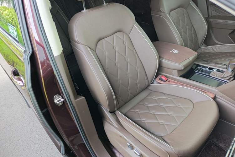 Used Volkswagen Viloran 2020 380TSI Flagship Edition Right Front Seat